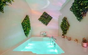 Escale Caux Cooning**** Charme Et Balneo Etretat